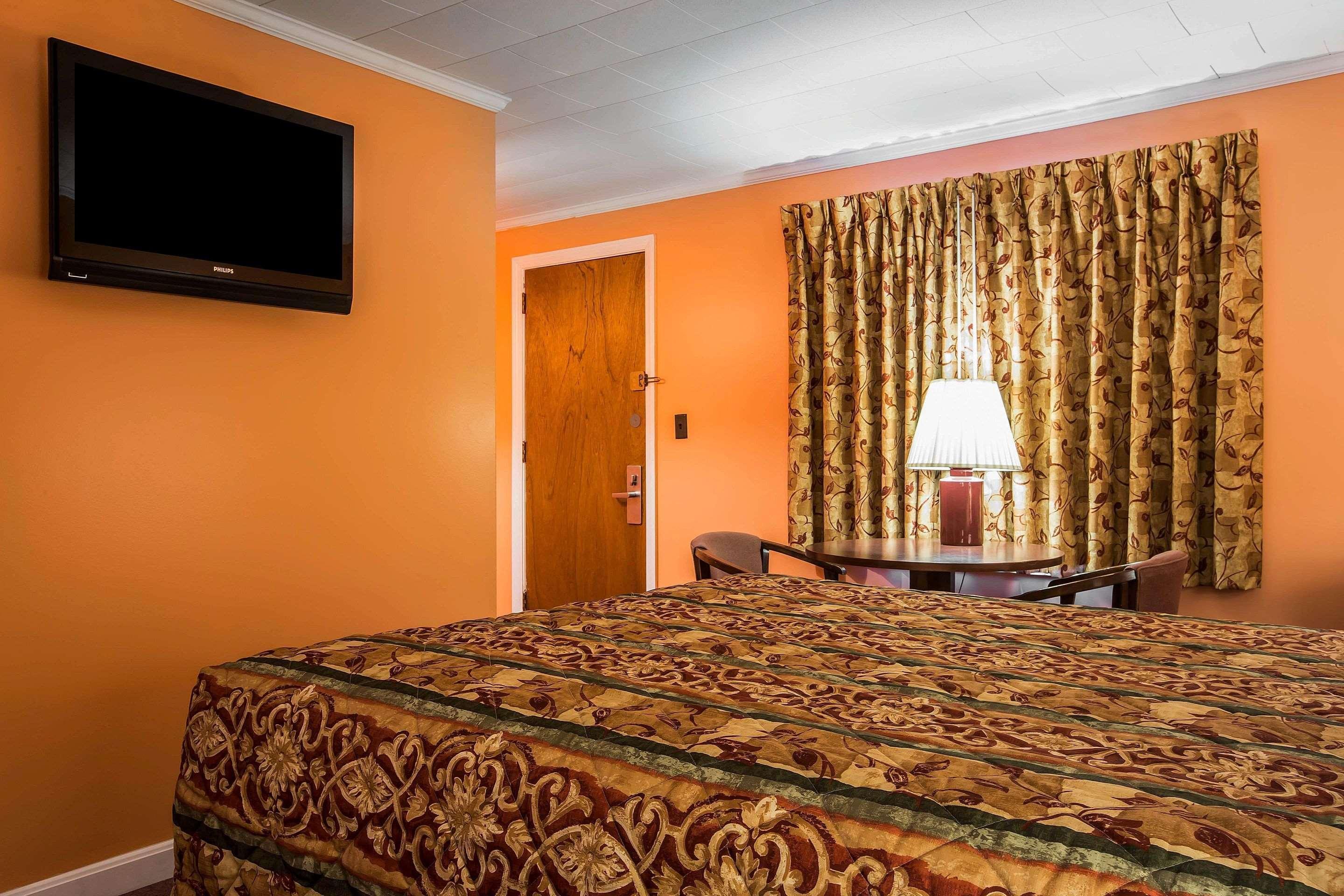 Rodeway Inn Lincoln I-93 Екстер'єр фото