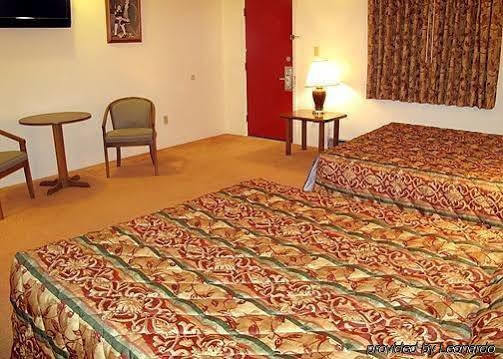 Rodeway Inn Lincoln I-93 Екстер'єр фото