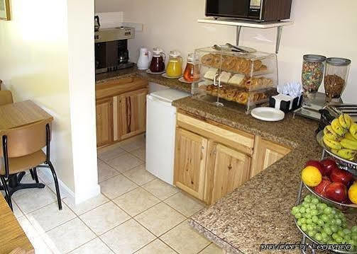 Rodeway Inn Lincoln I-93 Екстер'єр фото